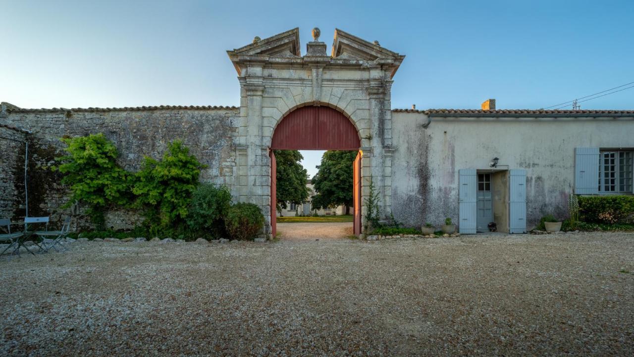 Chateau De Feusse Saint-Just-Luzac Екстериор снимка