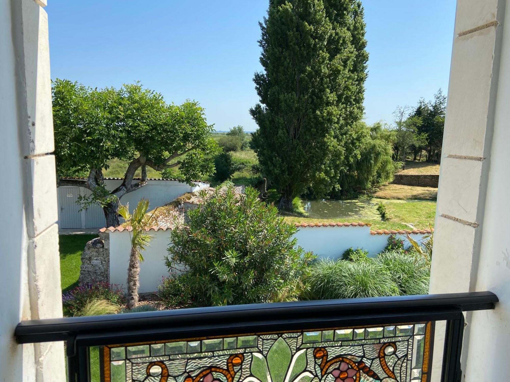 Chateau De Feusse Saint-Just-Luzac Екстериор снимка